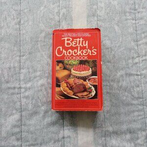 Betty Crocker's Cookbook, 1987 paperback